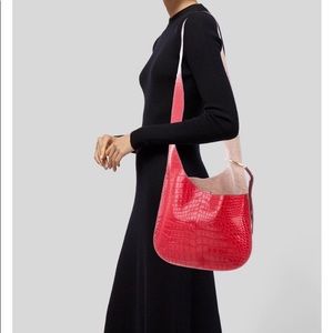 🌹ELIZABETH AND JAMES 🌹